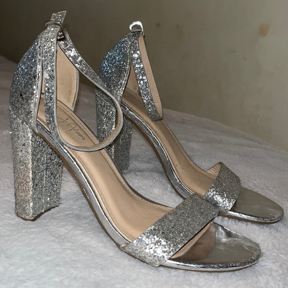 Comfortable high heel silver shoes - Picture 1 of 4